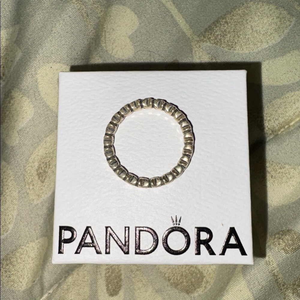 EUC in Box Retired Pandora 925 Stamped Silver Star Link Ring